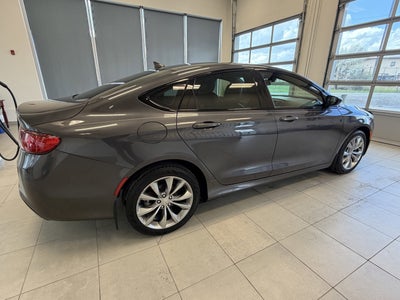 2016 Chrysler 200 S