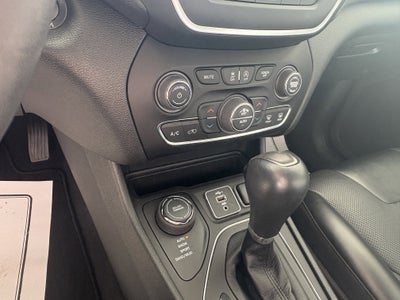 2022 Jeep Cherokee Latitude Lux