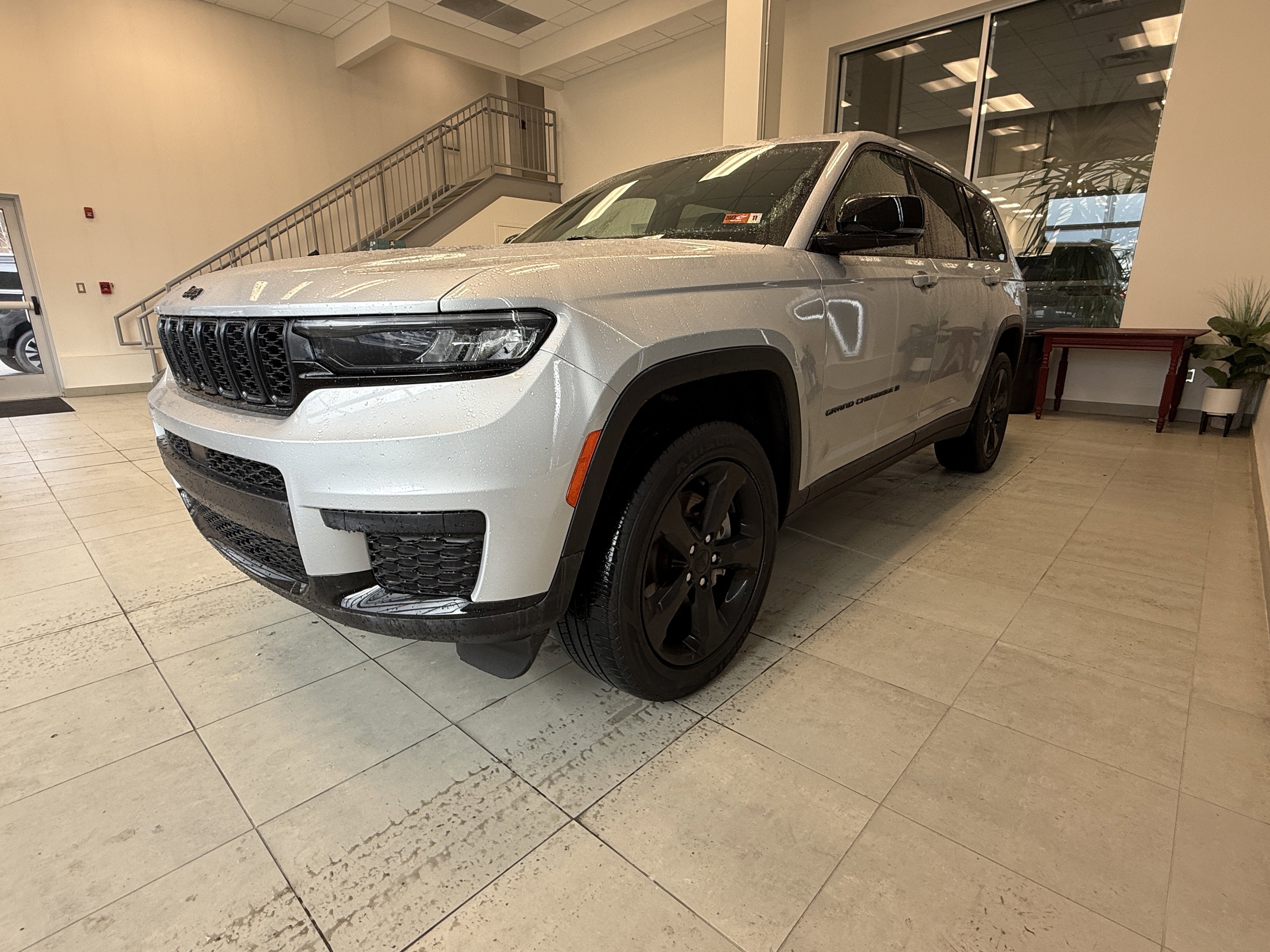 2022 Jeep Grand Cherokee L Altitude