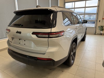 2022 Jeep Grand Cherokee L Altitude