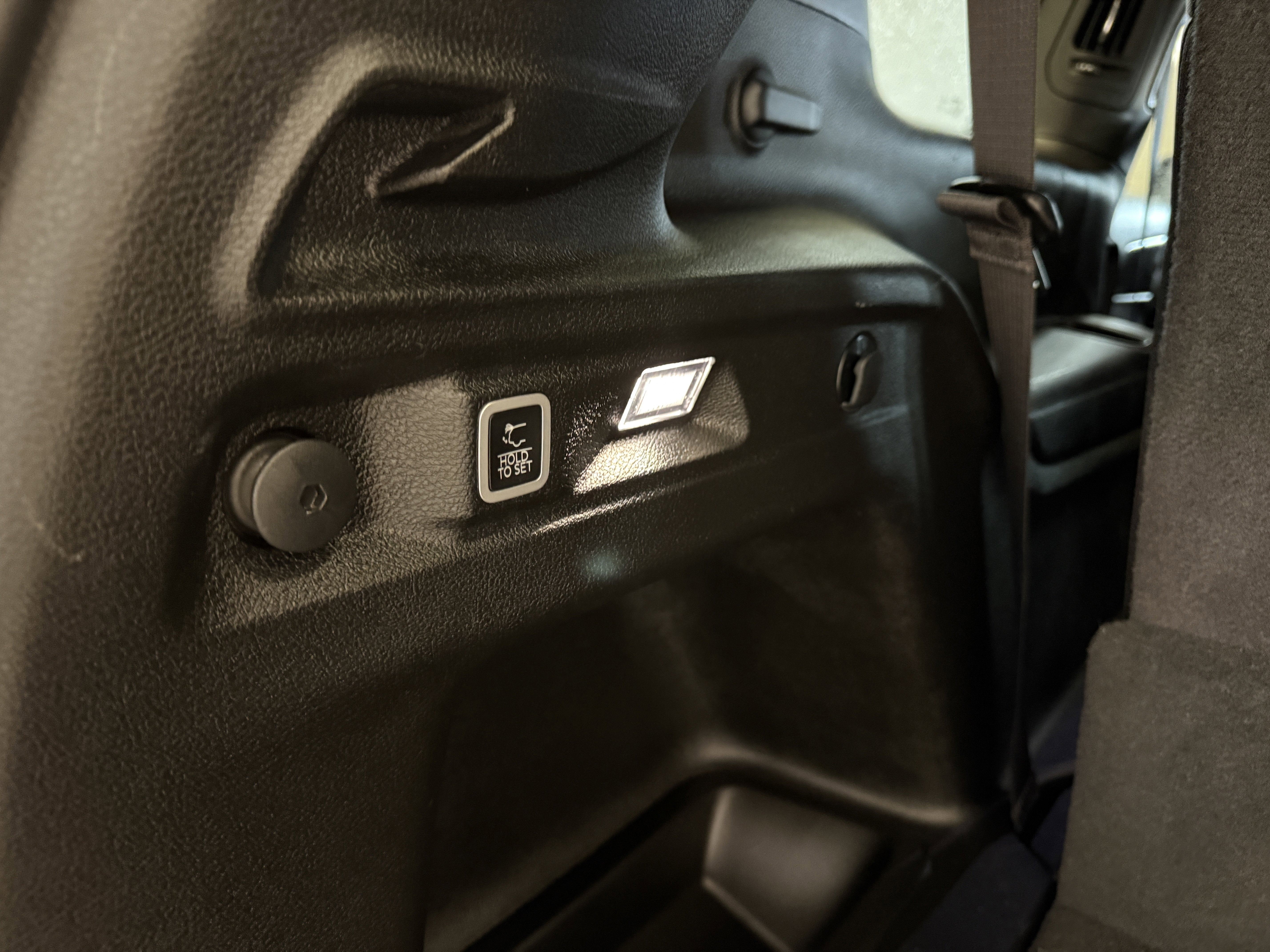 2022 Jeep Grand Cherokee L Altitude