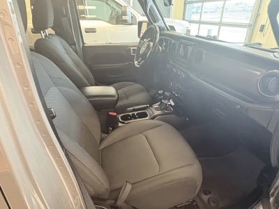 2021 Jeep Gladiator Willys