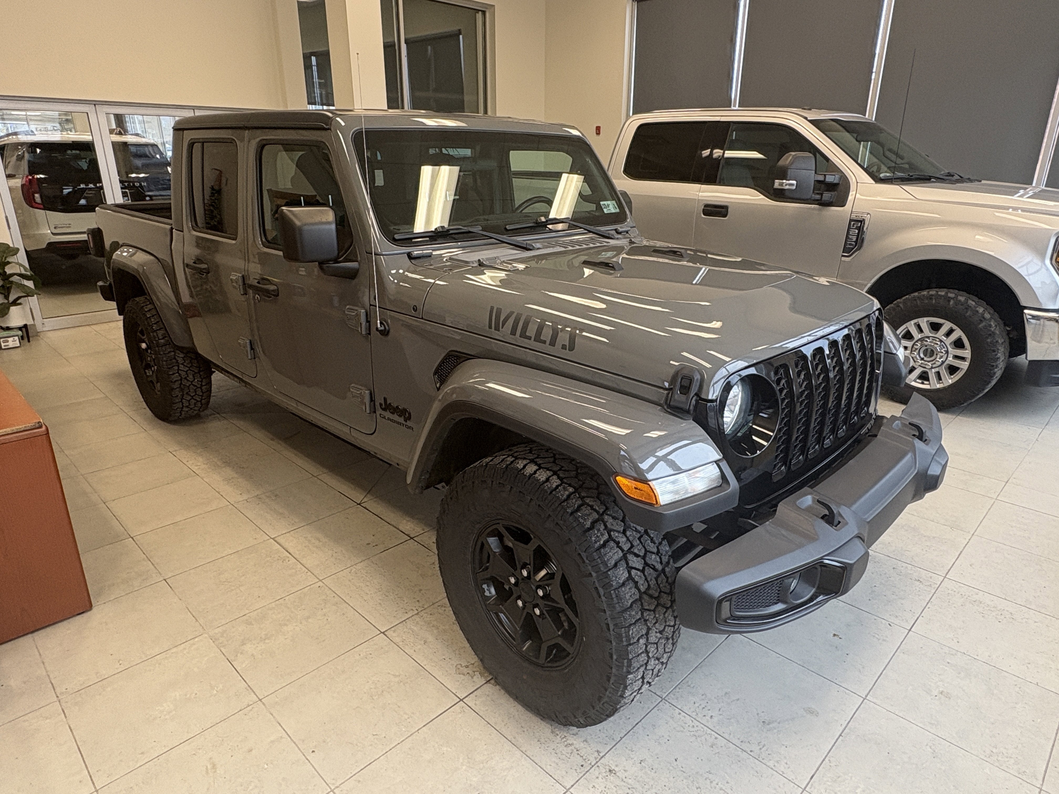 2021 Jeep Gladiator Willys