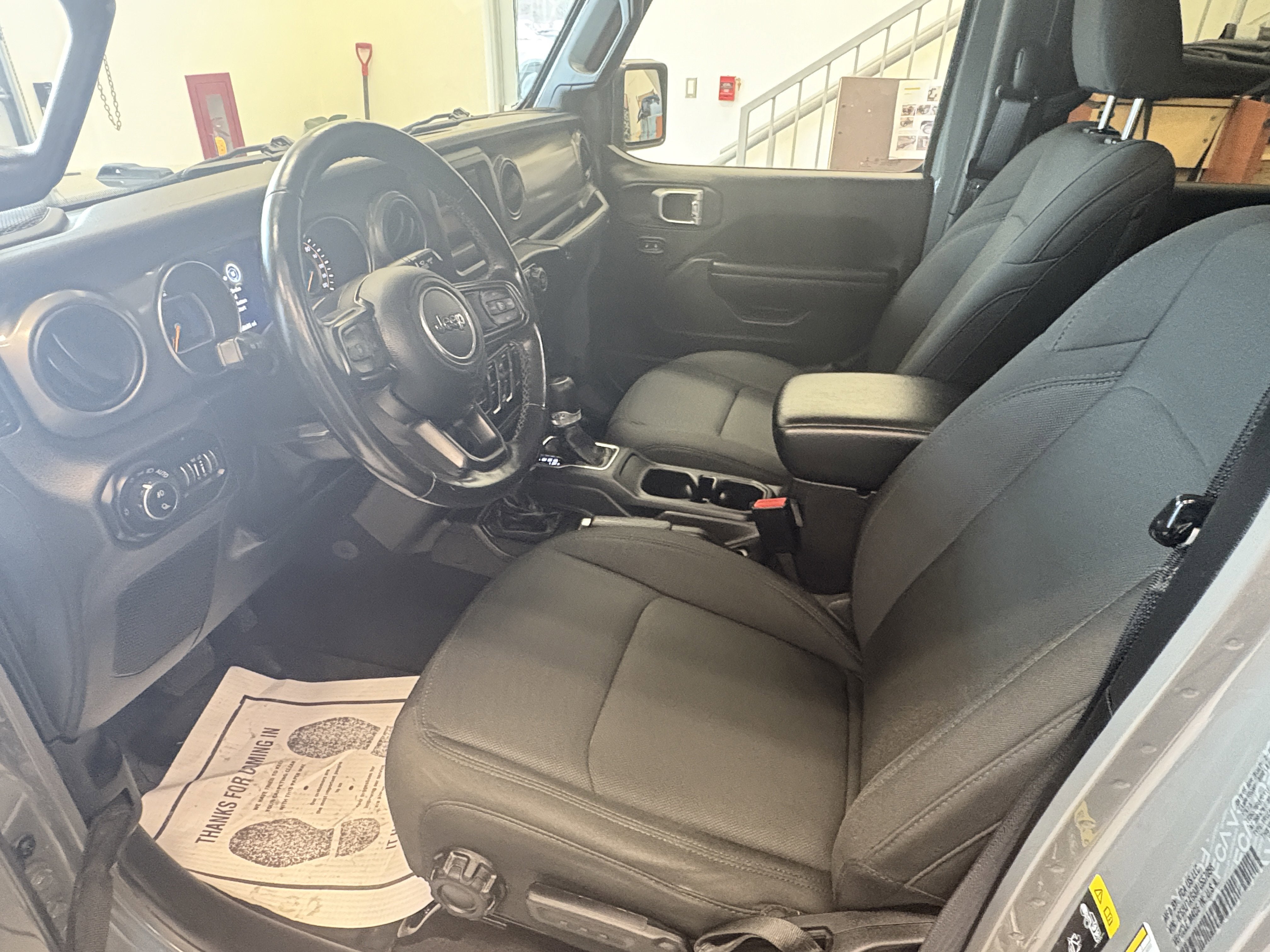 2021 Jeep Gladiator Willys