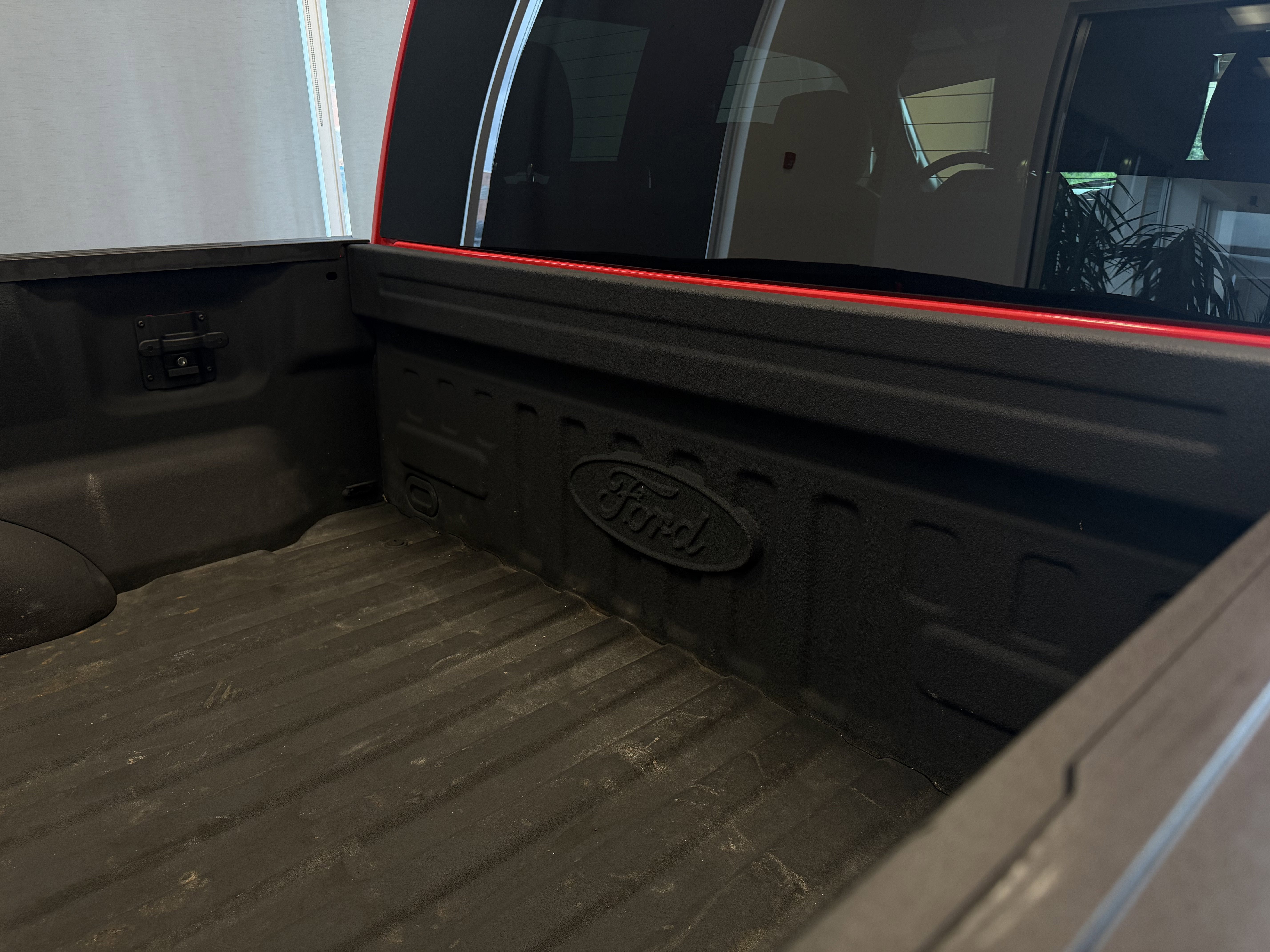 2016 Ford F-150 Base