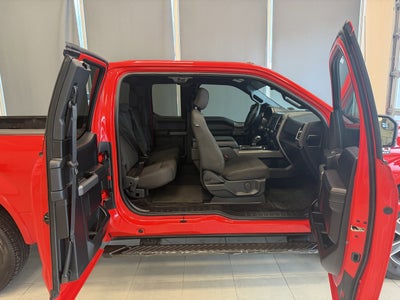 2016 Ford F-150 Base