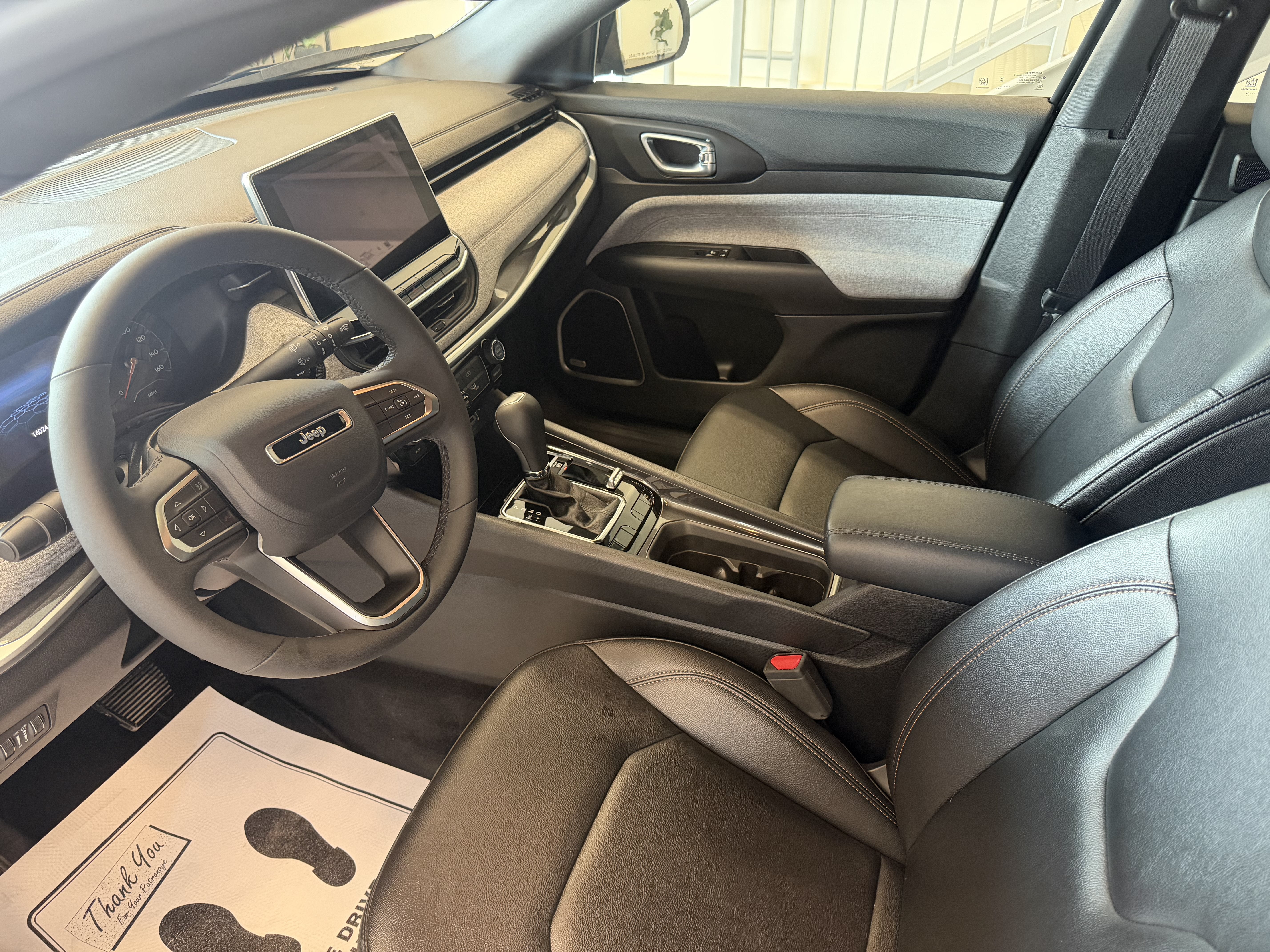 2024 Jeep Compass Latitude Lux