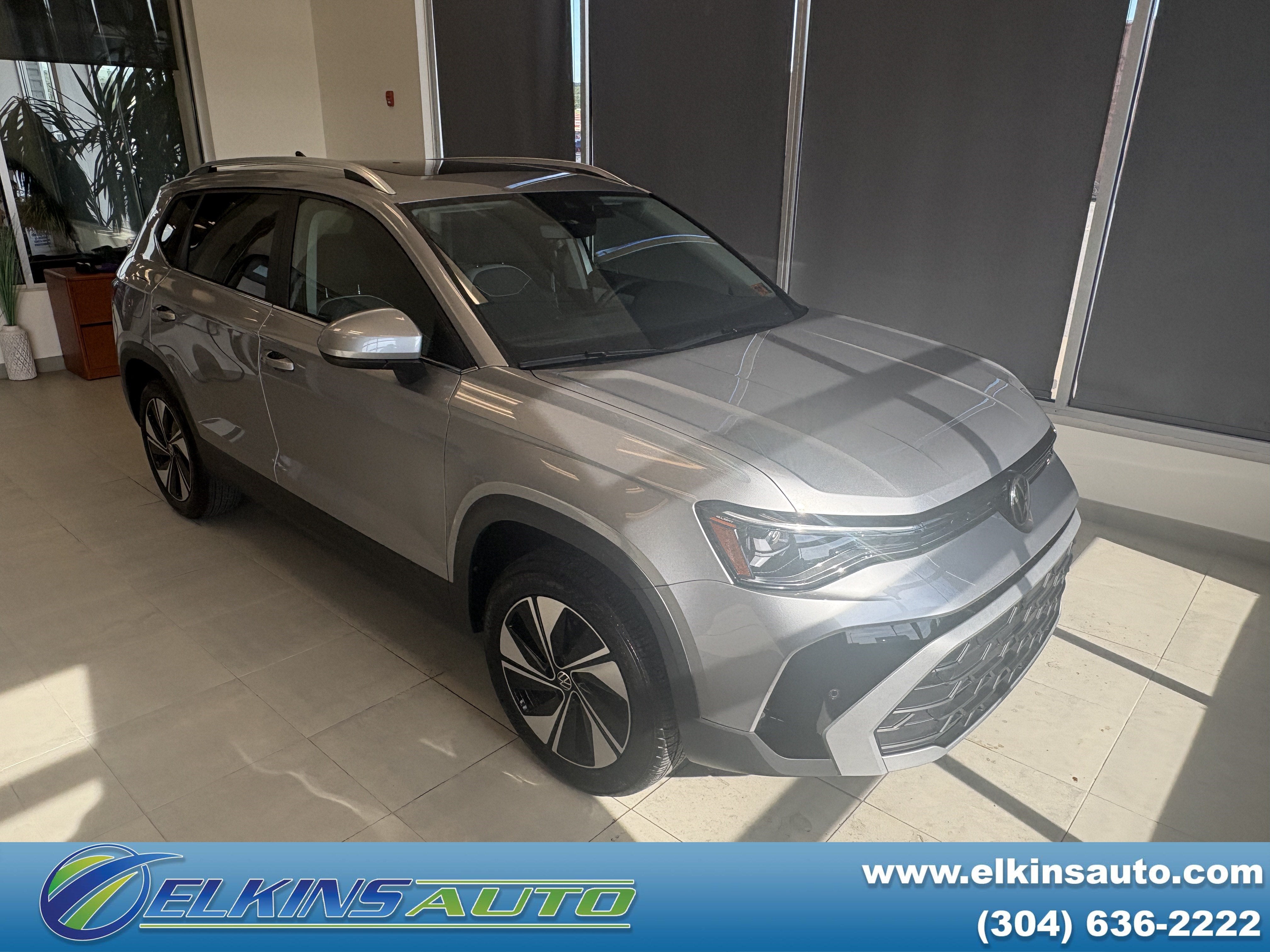 2025 Volkswagen Taos SE