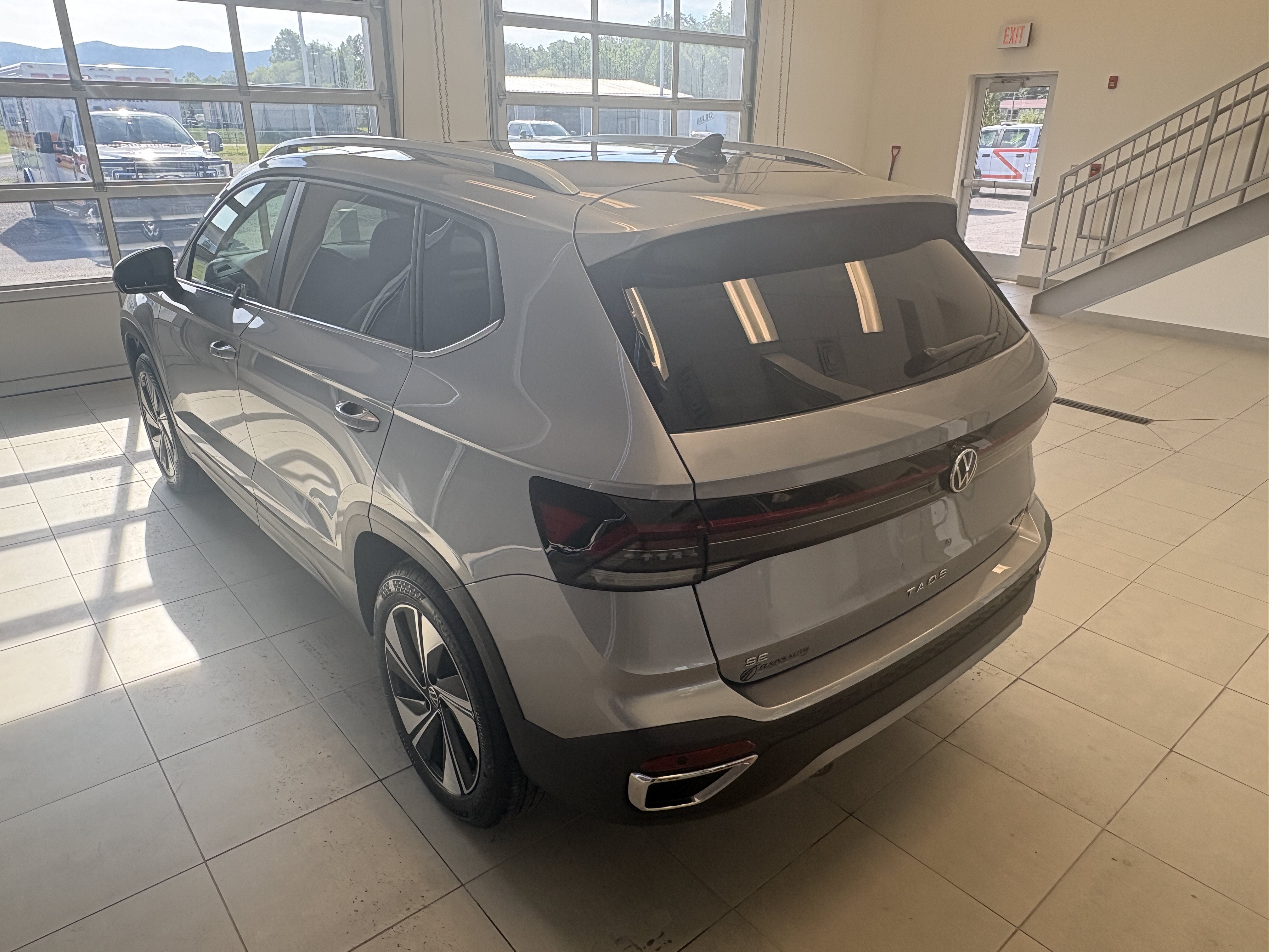 2025 Volkswagen Taos SE