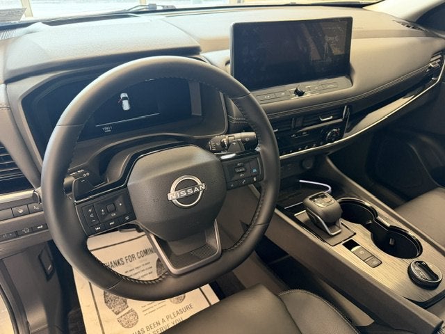 2025 Nissan Rogue SL