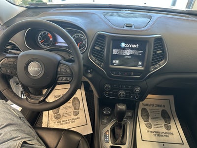 2023 Jeep Cherokee Trailhawk