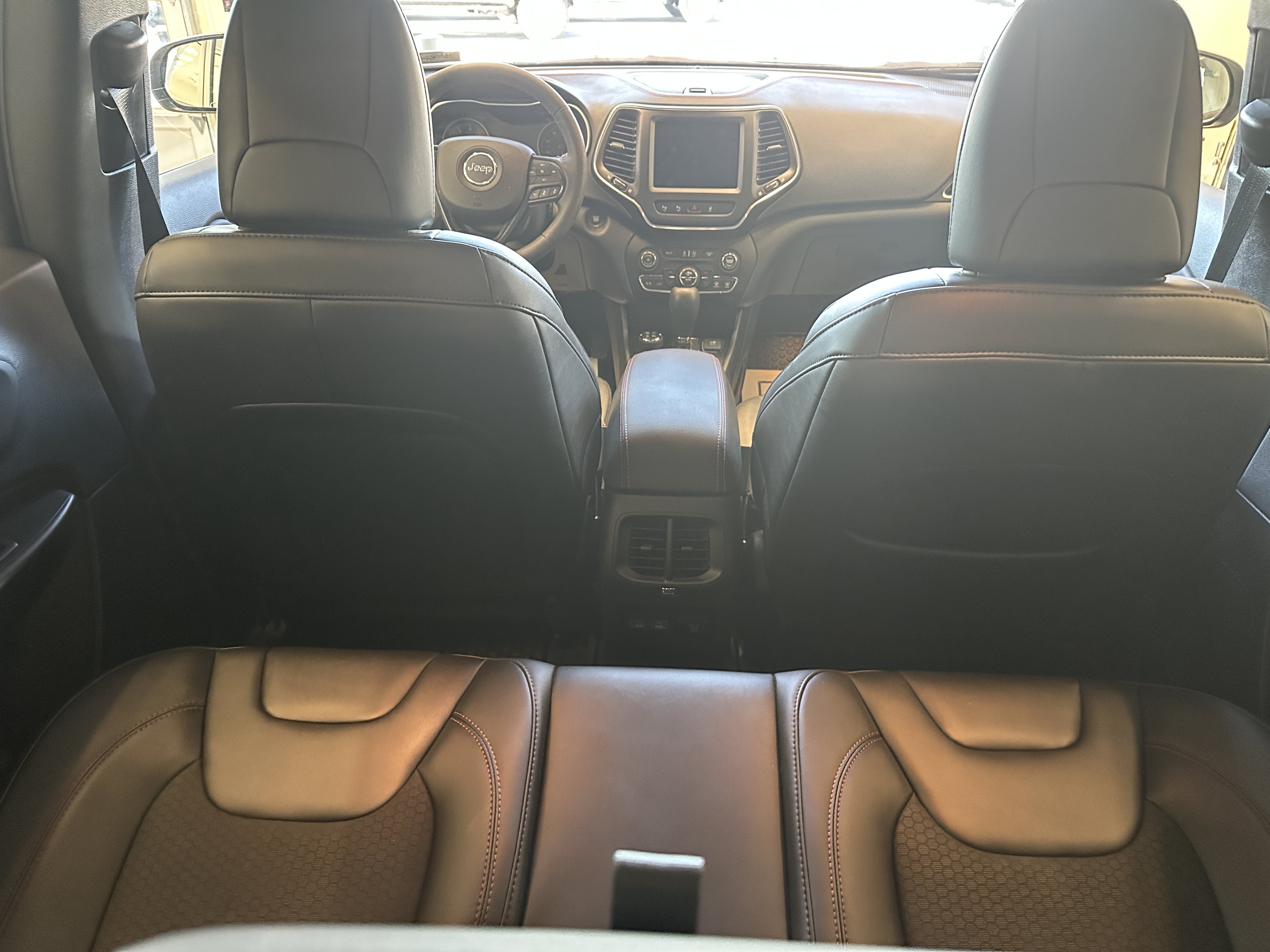 2023 Jeep Cherokee Trailhawk