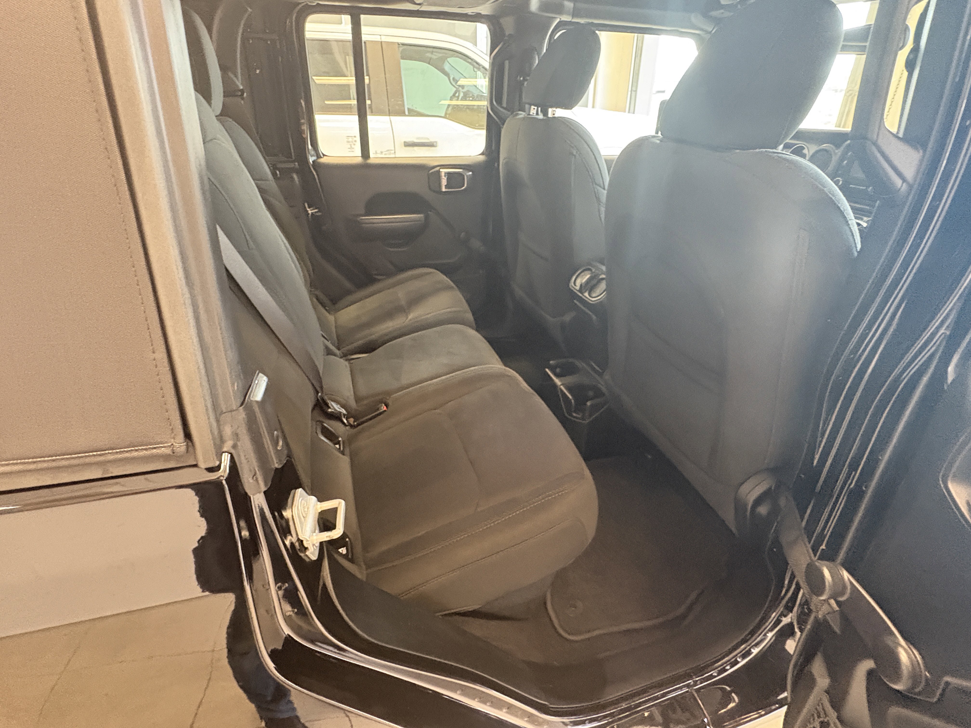 2021 Jeep Gladiator Sport