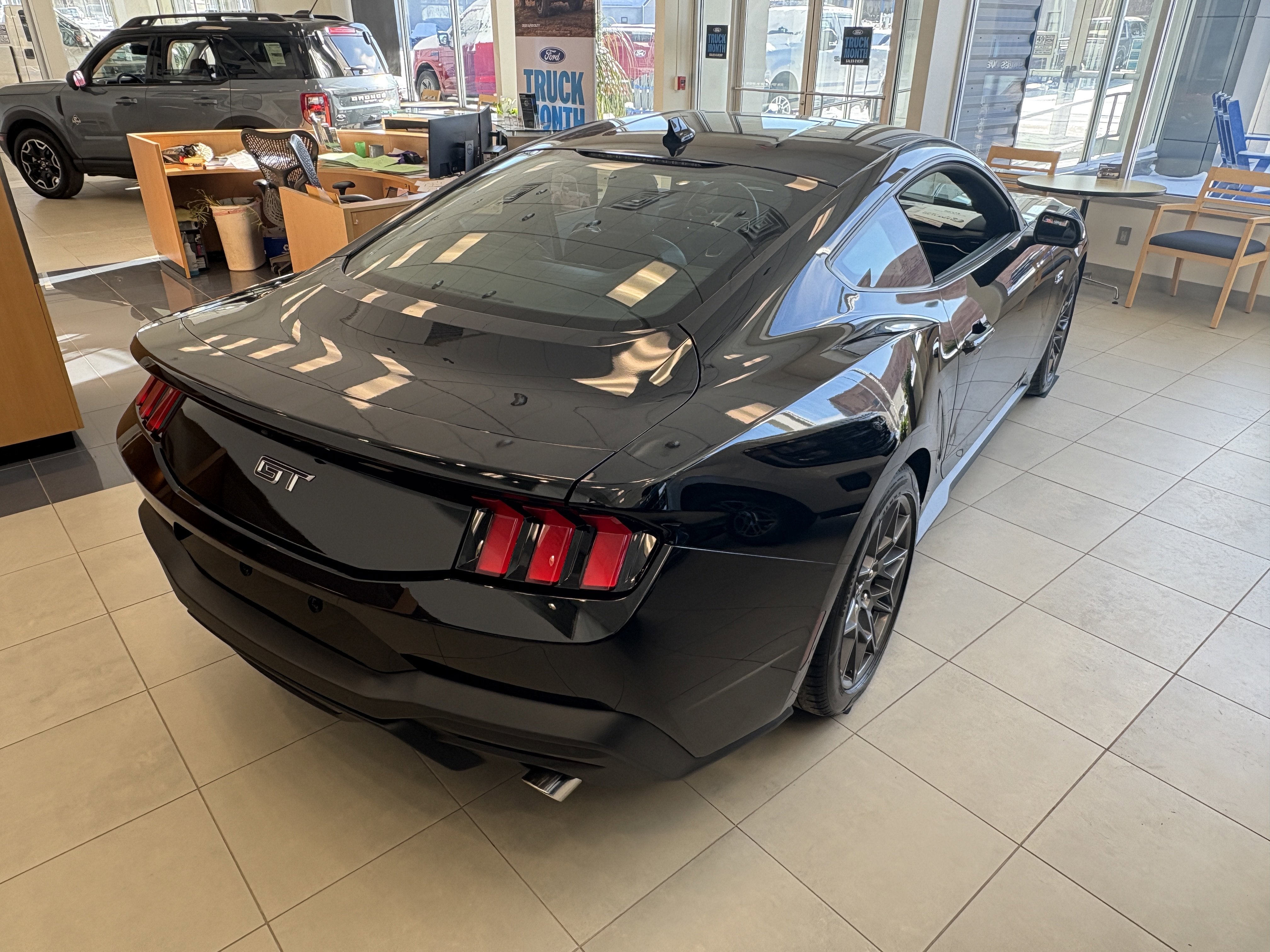 2024 Ford Mustang GT Premium