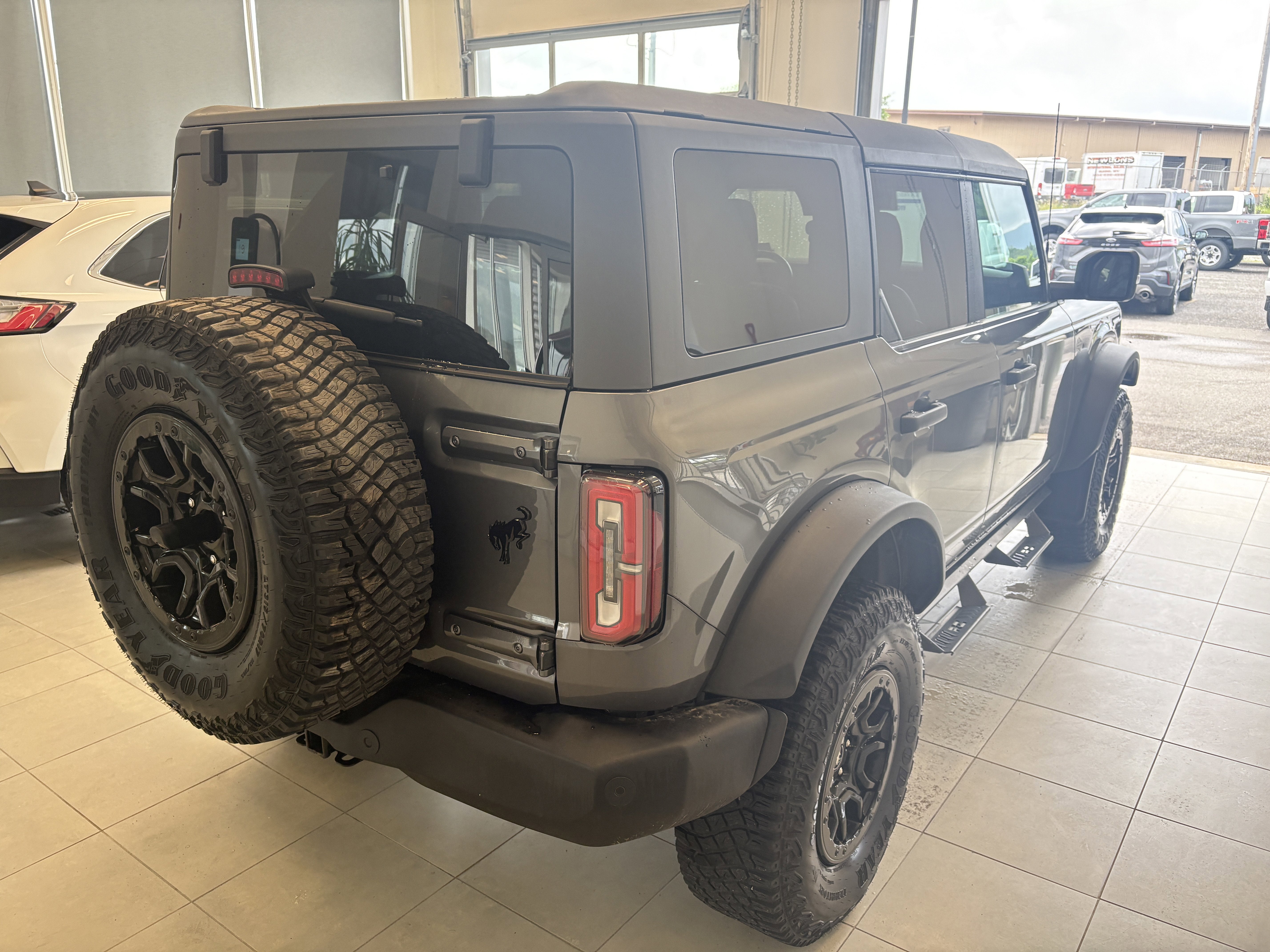 2022 Ford Bronco Base