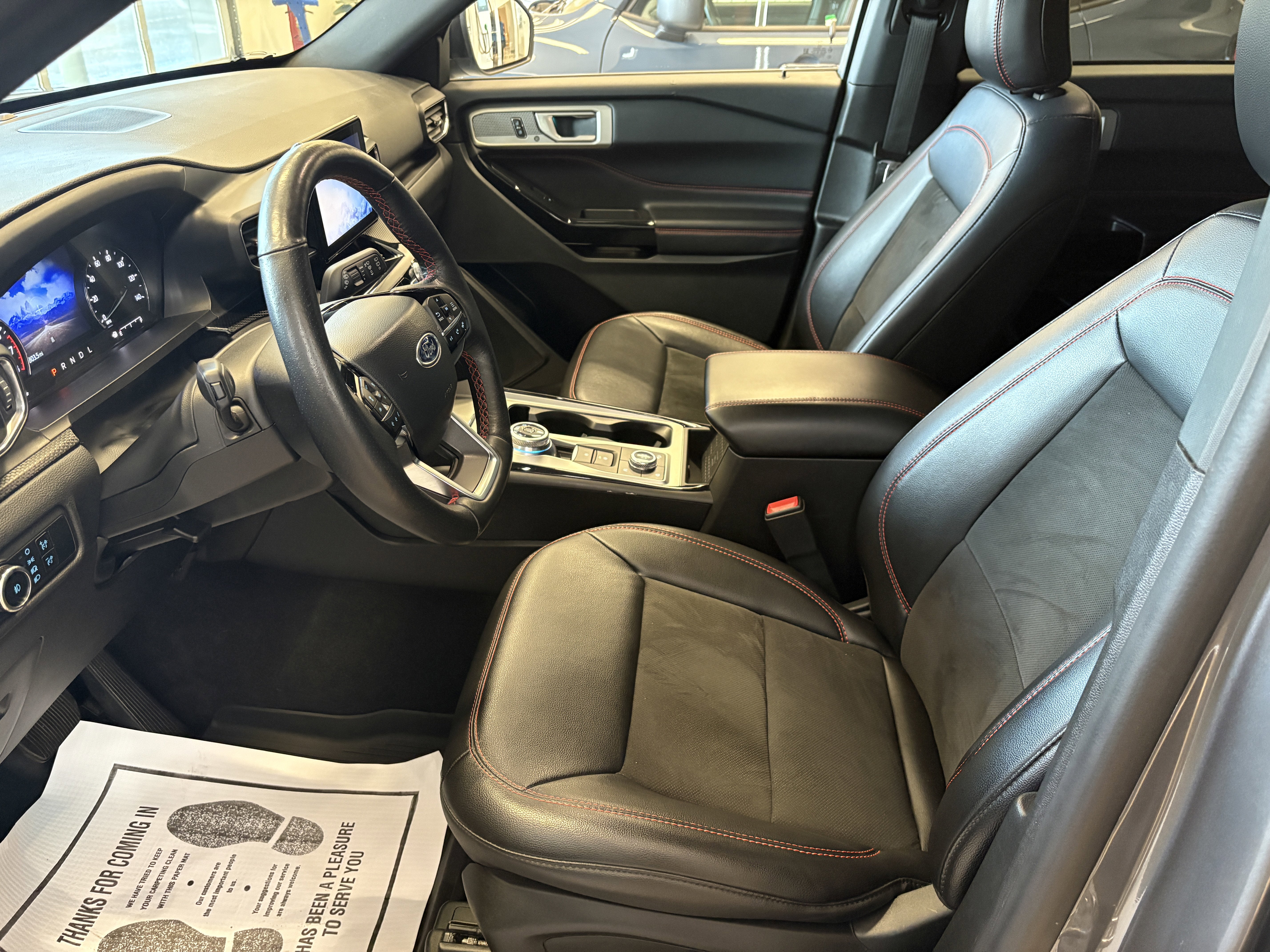 2023 Ford Explorer ST-Line