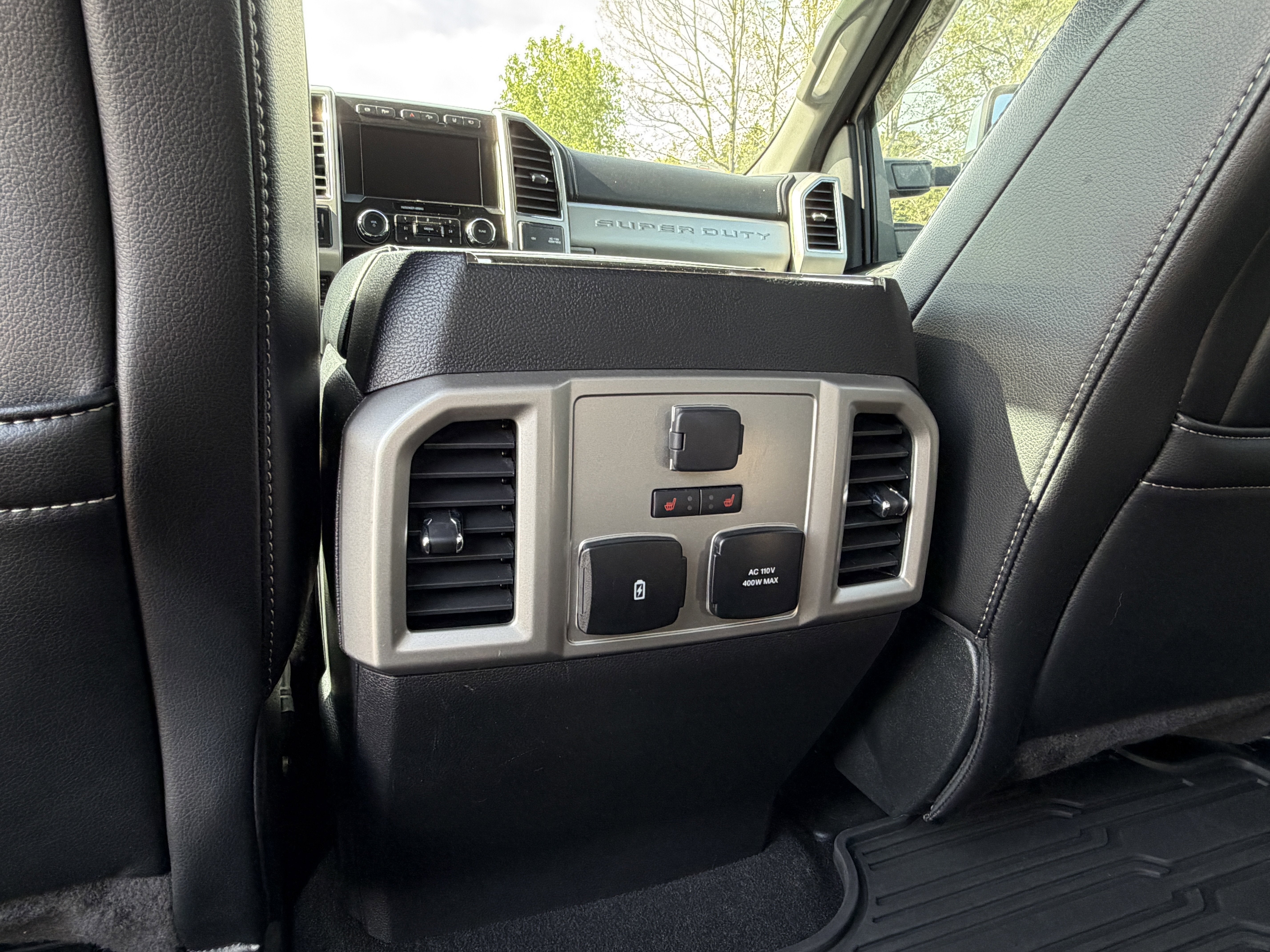 2020 Ford Super Duty F-350 DRW LARIAT