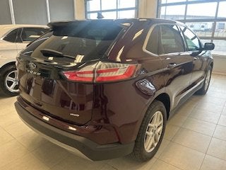 2022 Ford Edge Base