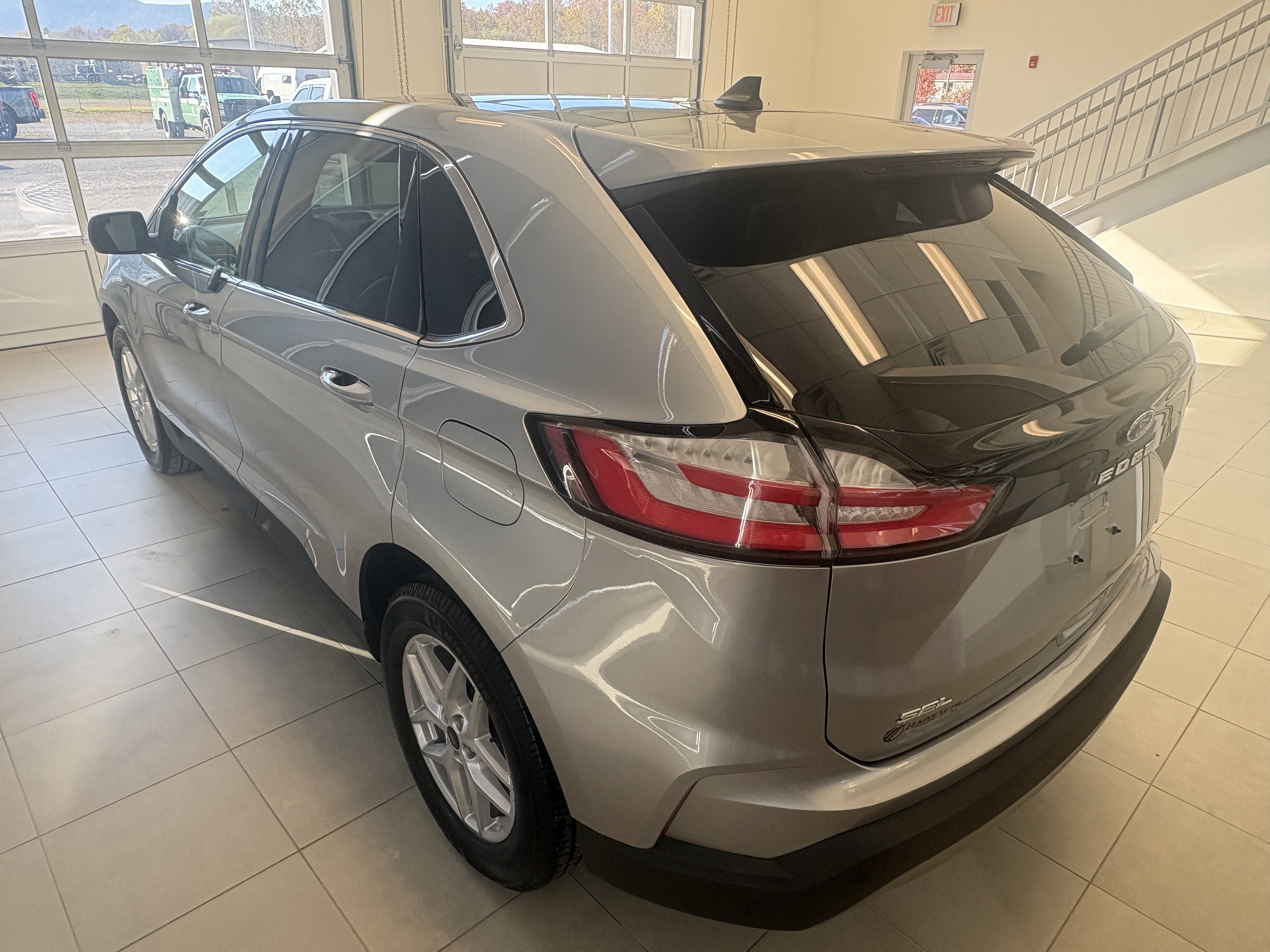 2024 Ford Edge BASE