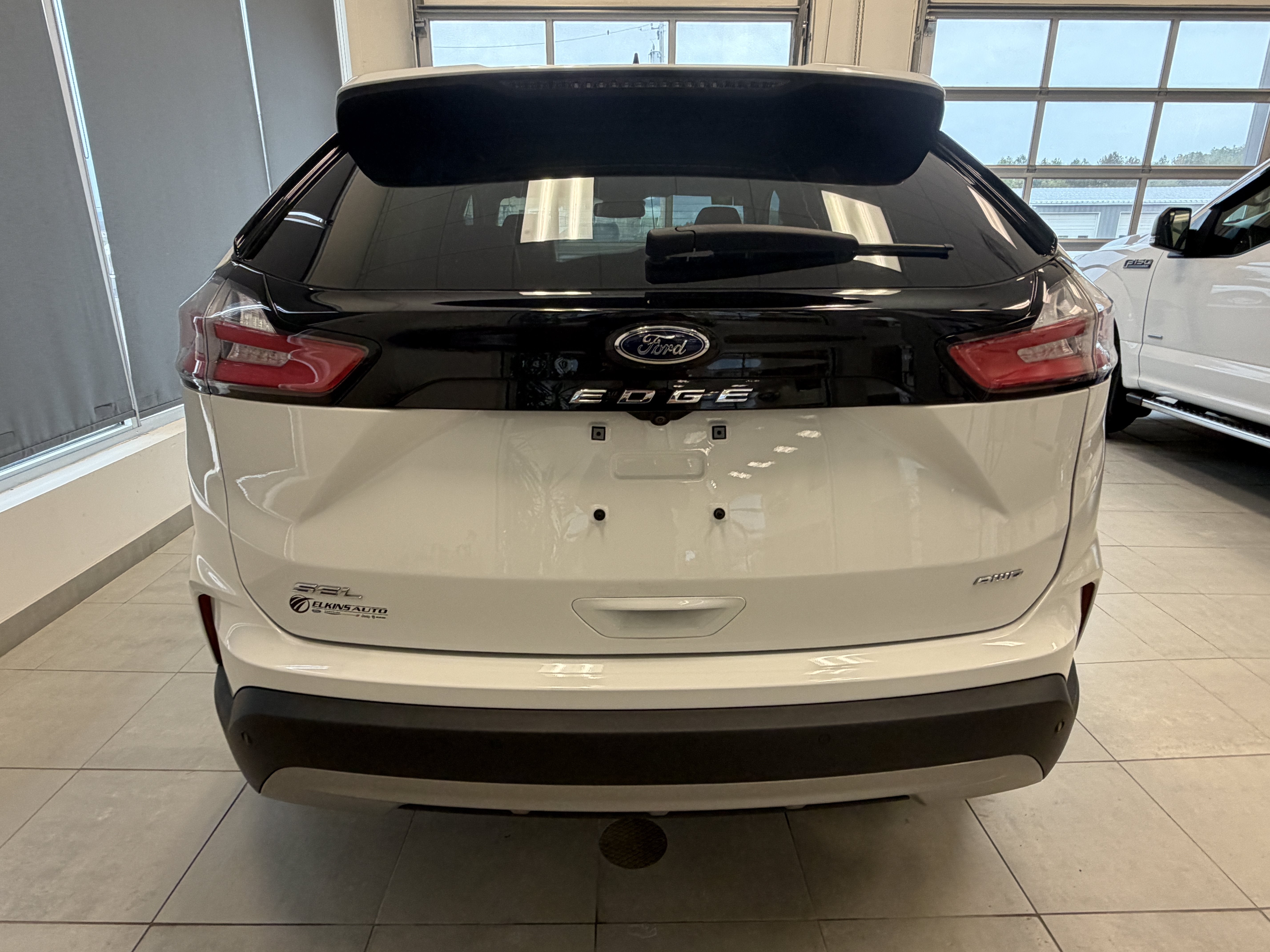 2024 Ford Edge BASE