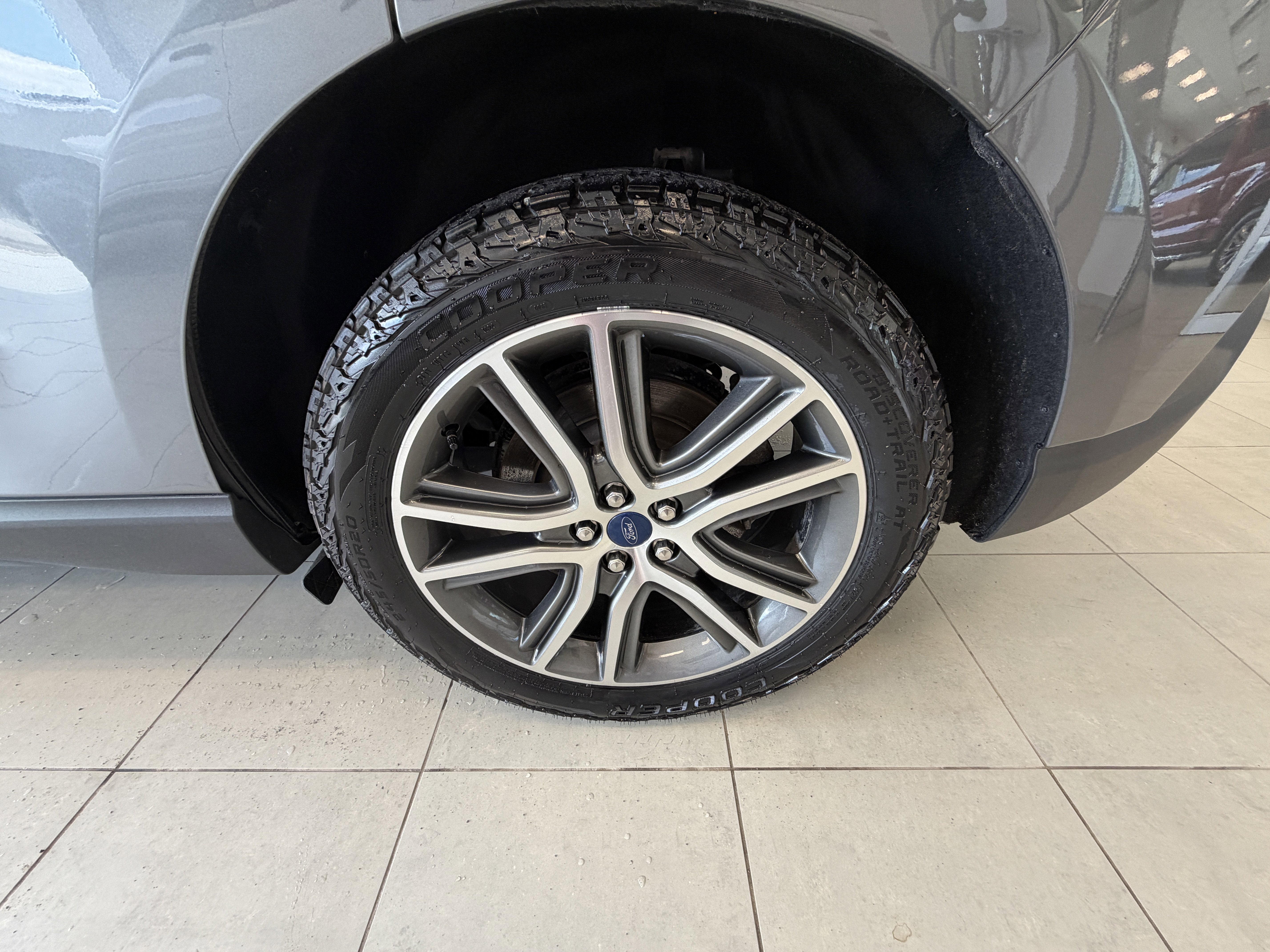 2022 Ford Edge Titanium